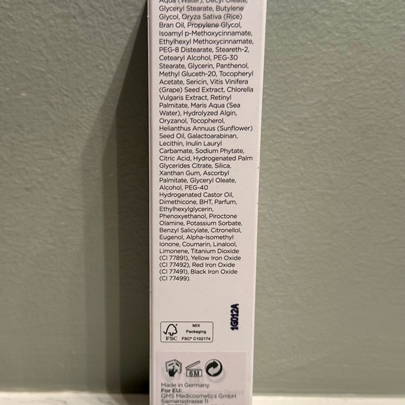 QMS Medicosmetics Active Glow Tinted Day Cream SPF 50+, NIB - Picture 2 of 4